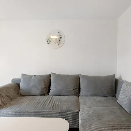 Luna Apartment
